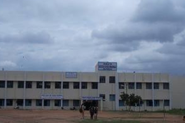 https://cache.careers360.mobi/media/colleges/social-media/media-gallery/22913/2021/2/8/Whole Campus view of Government First Grade College Yelahanka_Campus-view.png